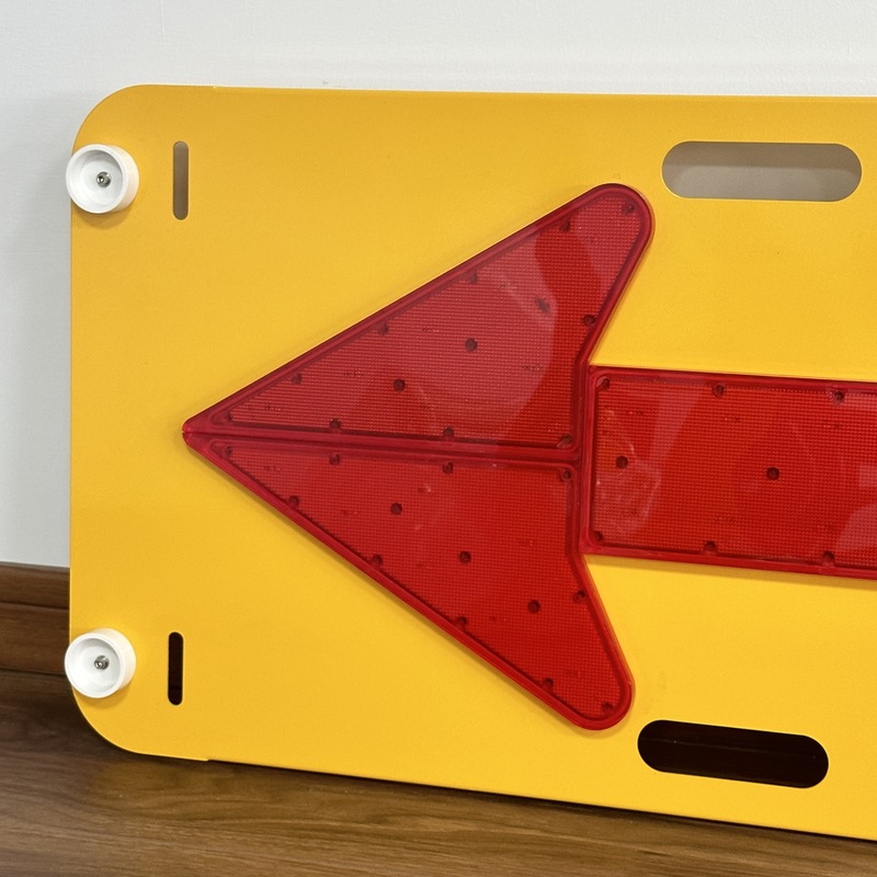Anpassbares visuelles Richtungszeichenbrett mit Strobe-Modus und DC6V-Spannung