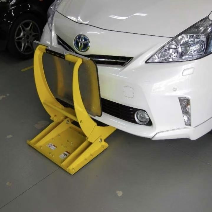 Bereiche, in denen Fahrzeuge mit niedriger Geschwindigkeit fahren Verkehrsschranke Teil austauschbares Design, das eine einfache Wartung der Verkehrssicherheit gewährleistet