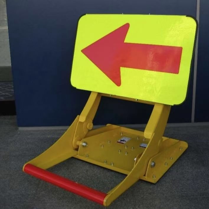 Bereiche, in denen Fahrzeuge mit niedriger Geschwindigkeit fahren Verkehrsschranke Teil austauschbares Design, das eine einfache Wartung der Verkehrssicherheit gewährleistet