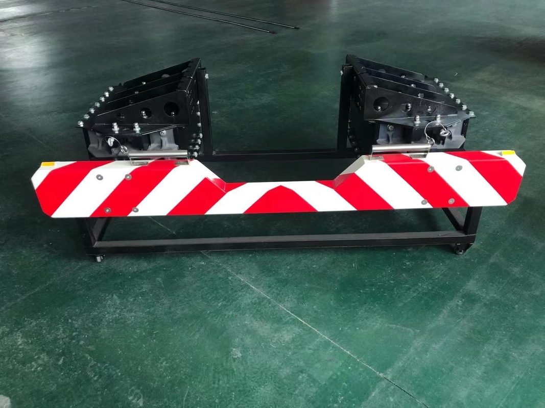 brachte reflektierender LKW des Film-4.0ton Abschwächer-warnende absorbierende Auswirkungs-Kraft an